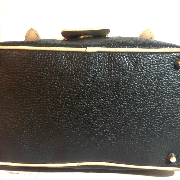 GUIA’S black leather satchel handbag with beige trim - Picture 6 of 10